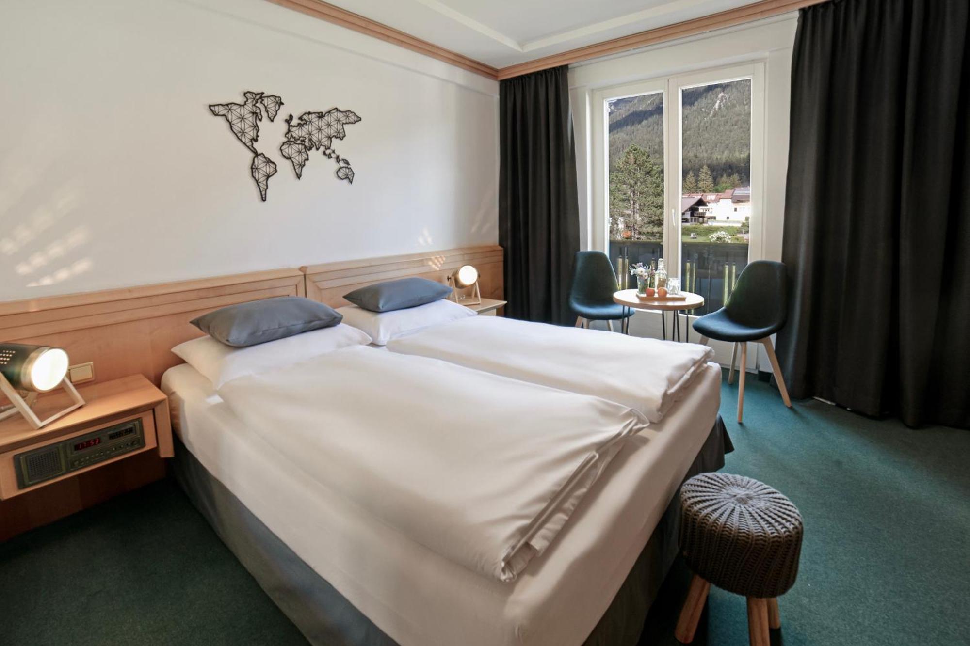 Boutique Hotel Olympia Seefeld in Tirol Ngoại thất bức ảnh